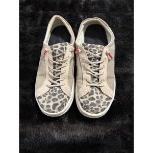 Hey Dude Karina Leopard  Women's Sneakers Size 8 shoes